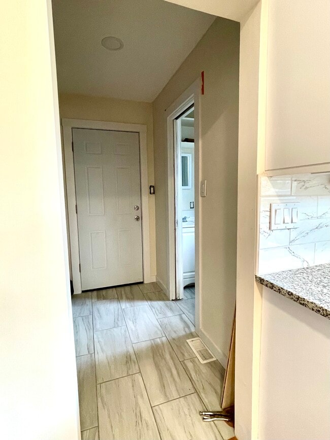 Photo - 850 S Osage St