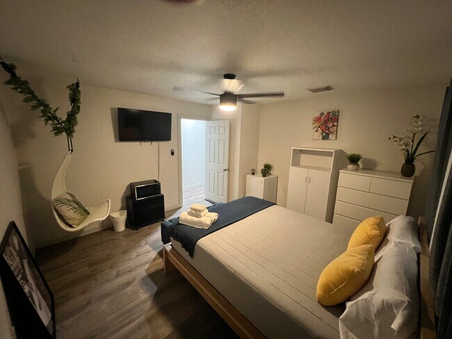303 Cluck Creek Trail