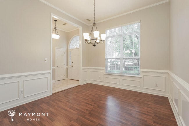 Photo - 1182 Branchwood Trail