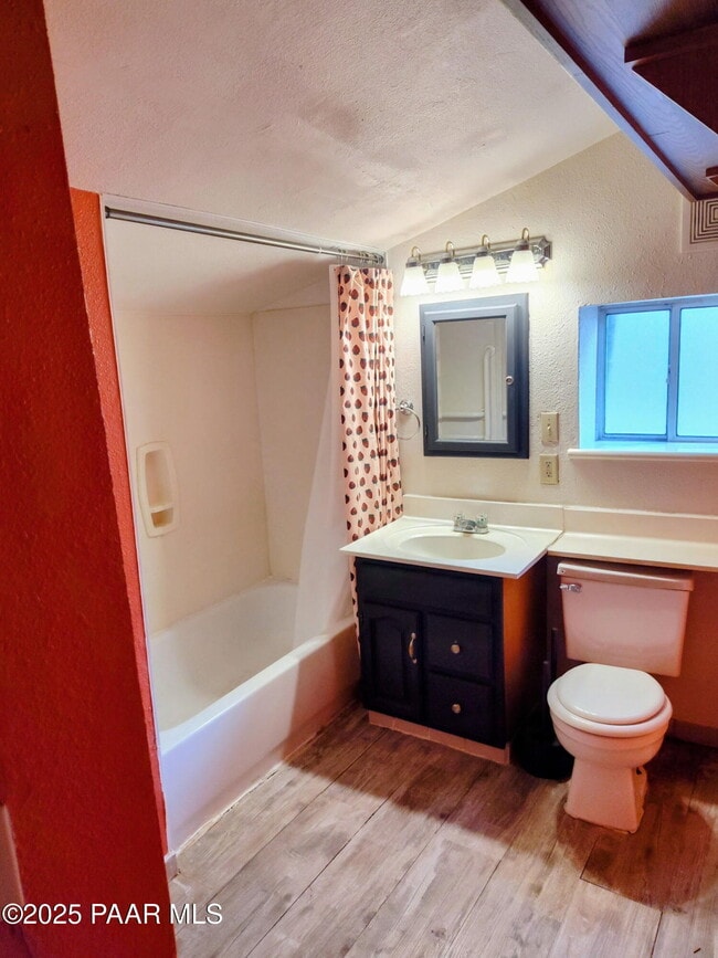 Photo - 1718 E Mountain View Ave