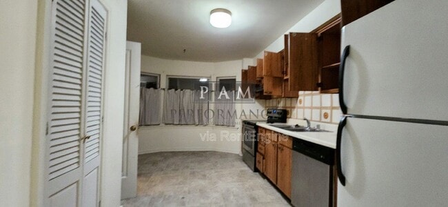 Photo - 2045 N 86th St