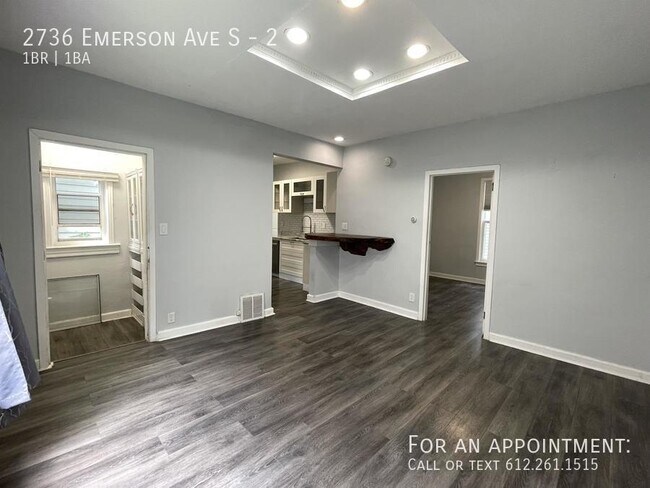 Photo - 2736 Emerson Ave S Unidad 2