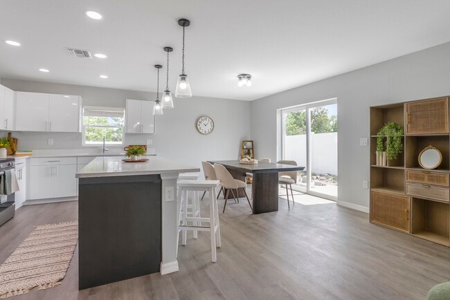 Photo - 6821 San Bruno Dr