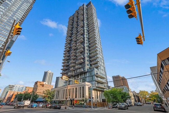 Photo - 1010-1016 6 St SW Unit SI ID1345879P