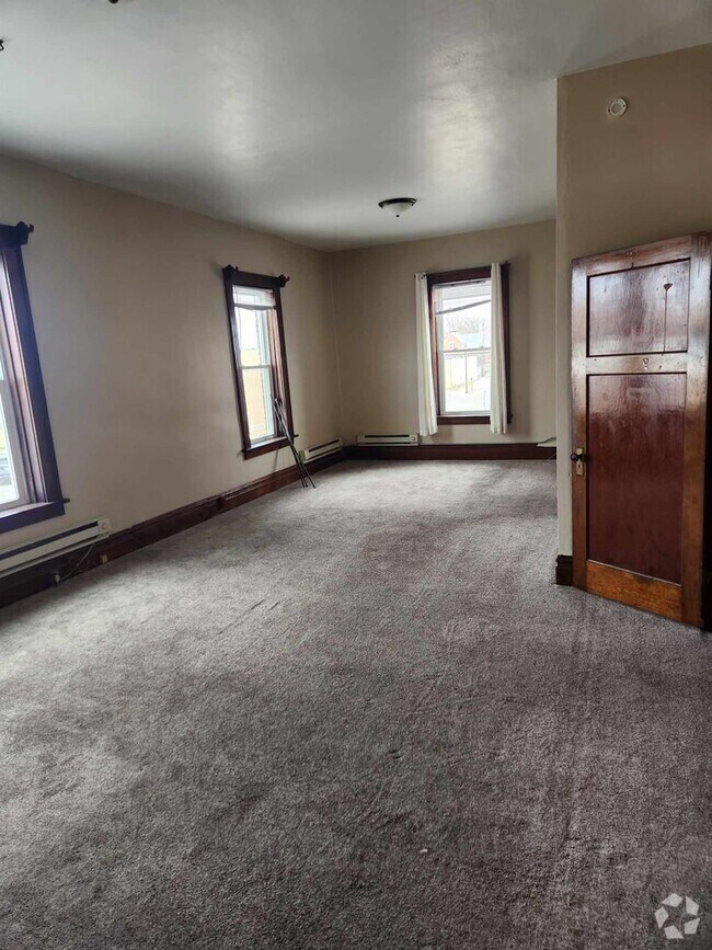 Building Photo - 129 N Jefferson St Unit #201 Rental