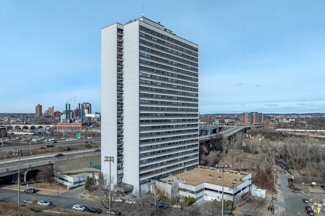 Photo - Riverview Tower Apartments