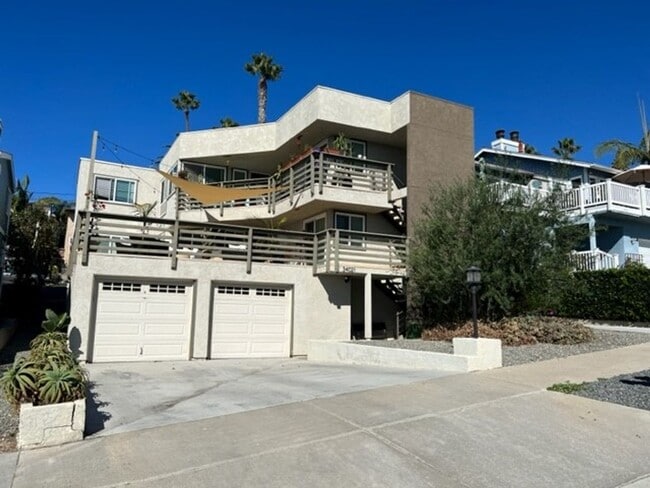 Building Photo - Granada34021 Unit A Rental
