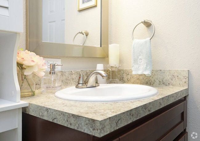 Photo - Huntington Park Apartments