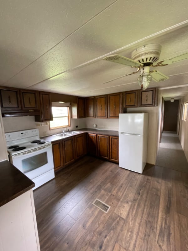 318 Pearl Ln