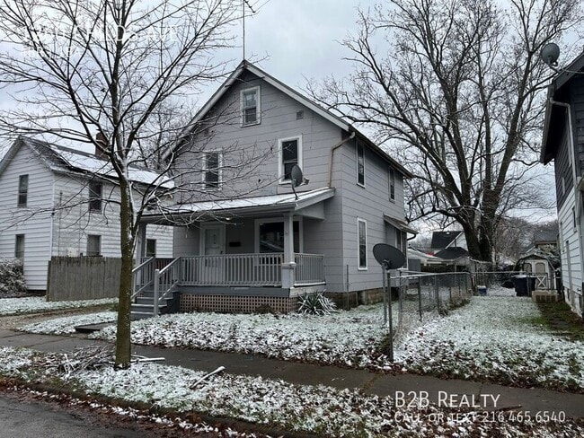 Photo - 1260 Childs Ave