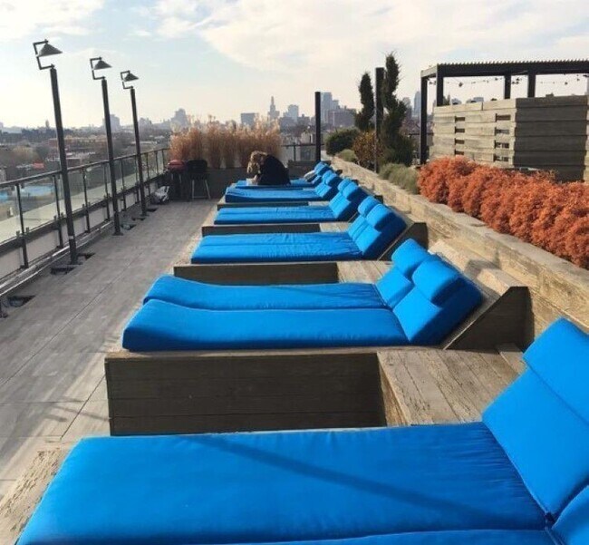 1034 Greene Ave Unit 2