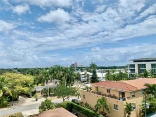 Photo - 2555 NE 11th St Unit 606