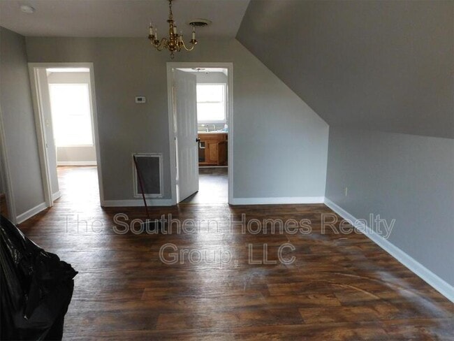 Photo - 309 W Madison Ave