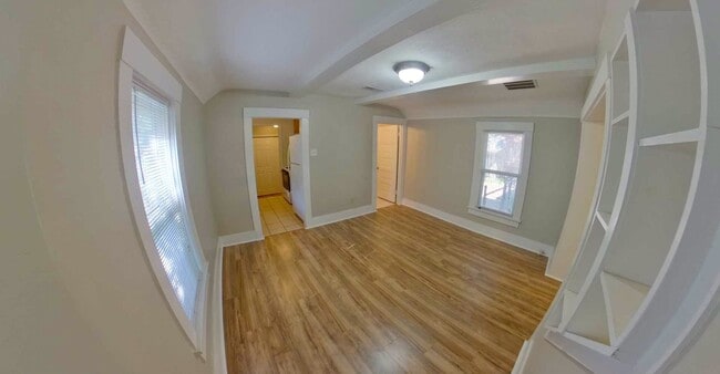 Photo - 3D Tour Available - Newer Flooring + Large Fenced-in Yard! Available July 3rd!