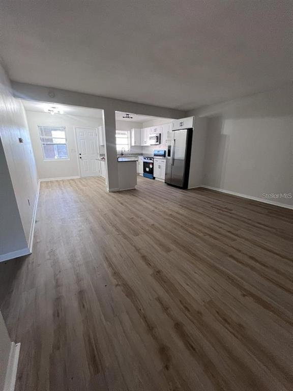 Photo - 1353 Lakeview Rd