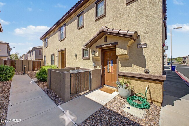 Photo - 1255 S Rialto