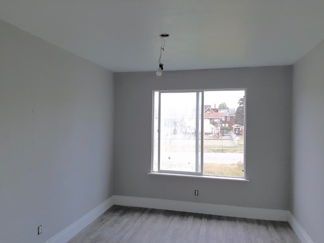 Photo - 509 W High St Unit 103