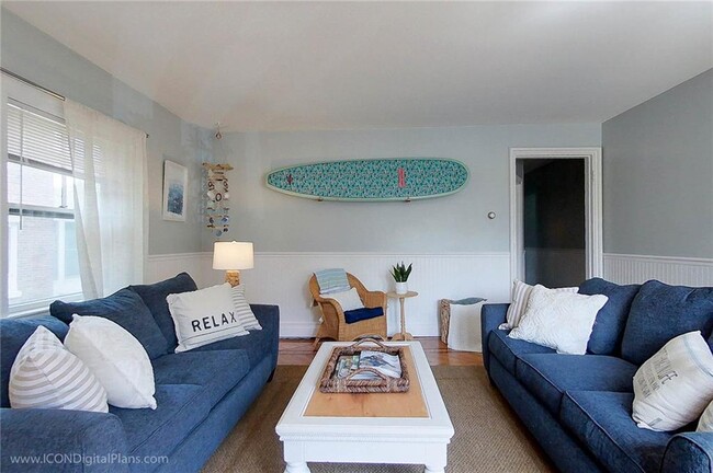 Photo - 28 W Narragansett Ave Unidad 1