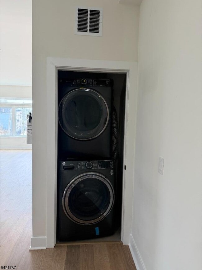 Photo - 12 Nelson Pl