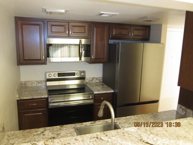 Photo - 3033 E Devonshire Ave Unit 3004