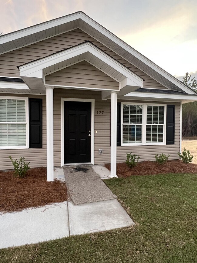 Photo - 127 Villa Rd