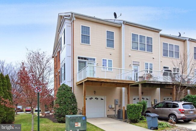 Photo - 25121 Gunnery Square Townhome