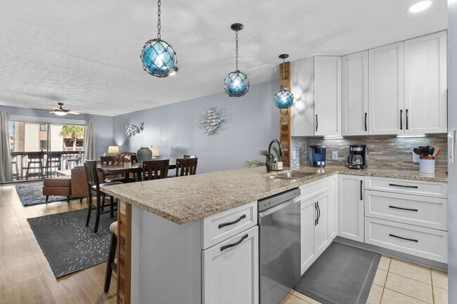 Photo - “Beachside Living – 2BR/2BA Condo with Oce...