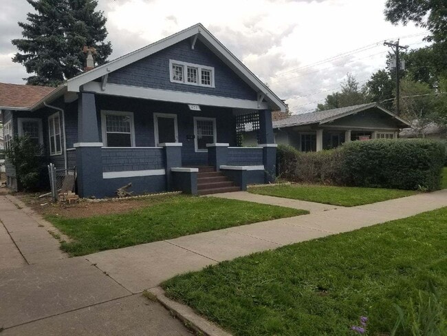 Building Photo - Craftsman Cottage Rental