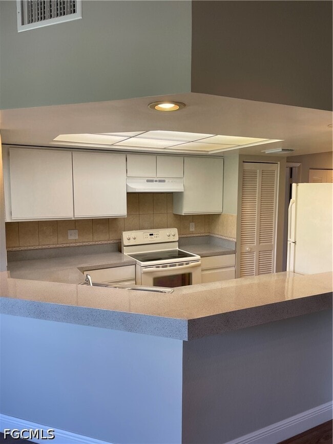 Building Photo - 13331 Greengate Blvd Unit 527