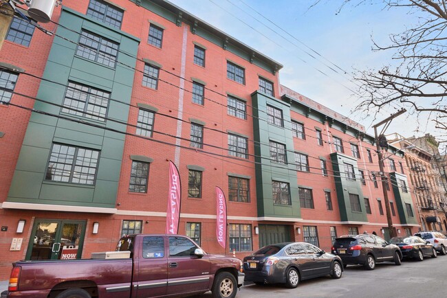 Photo - 225 Bay St Condo Unit 205