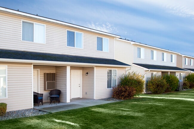 Crystal Creek Duplexes - Crystal Creek Duplexes Apartments