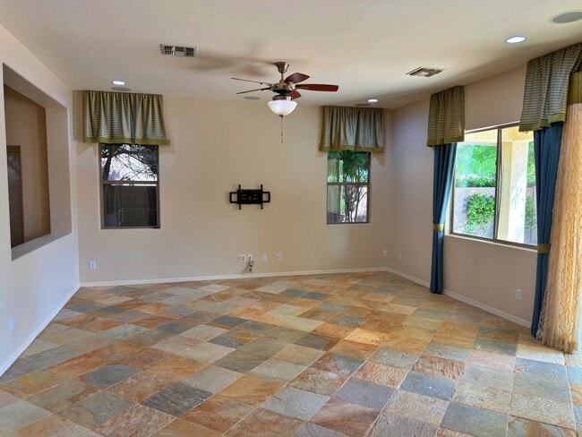 Photo - 737 E Charlevoix Ave