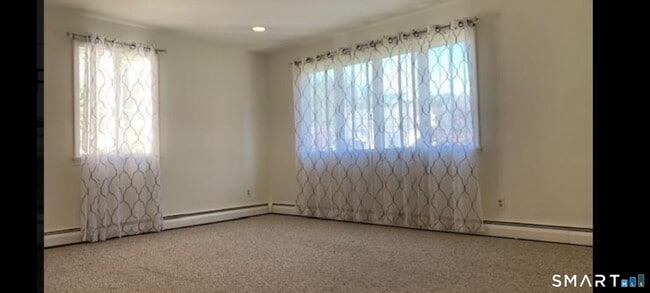 Photo - 27 Hyatt Ave