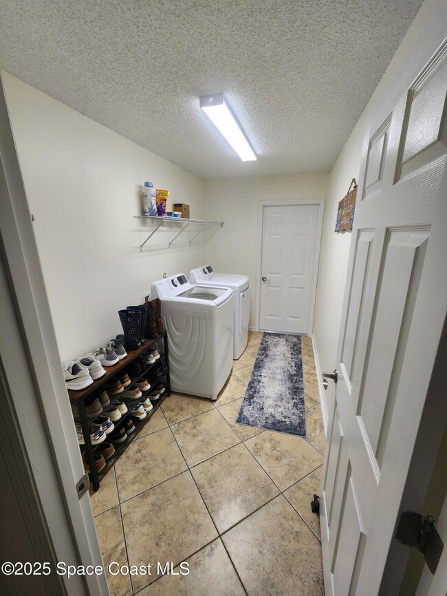 Photo - 2098 Jupiter Blvd SW