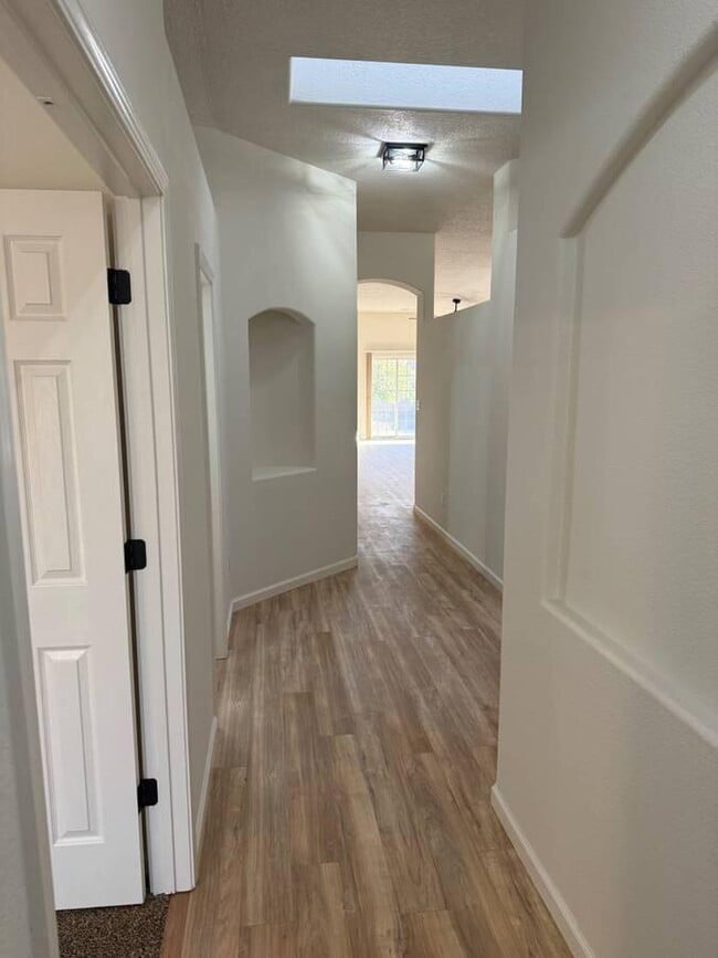 Photo - 5663 Bald Eagle Rd NW