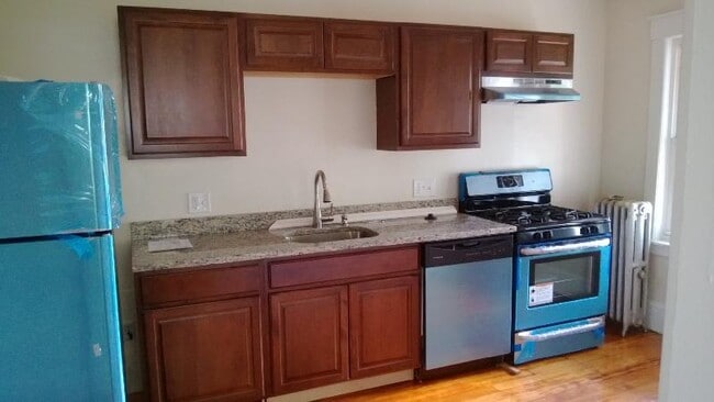 Photo - 151 Forest Hills St
