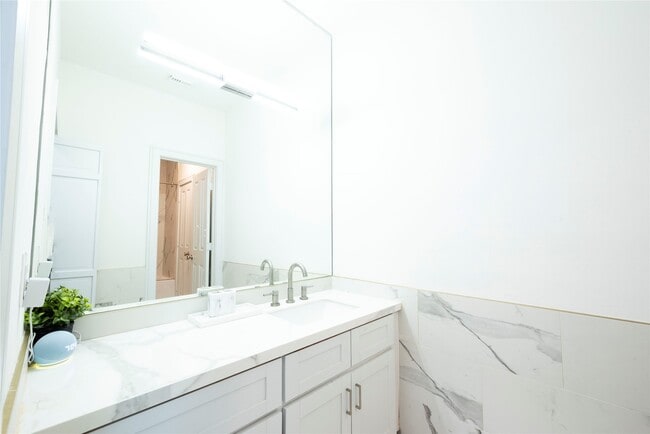 Photo - 4744 Post Oak Timber Dr