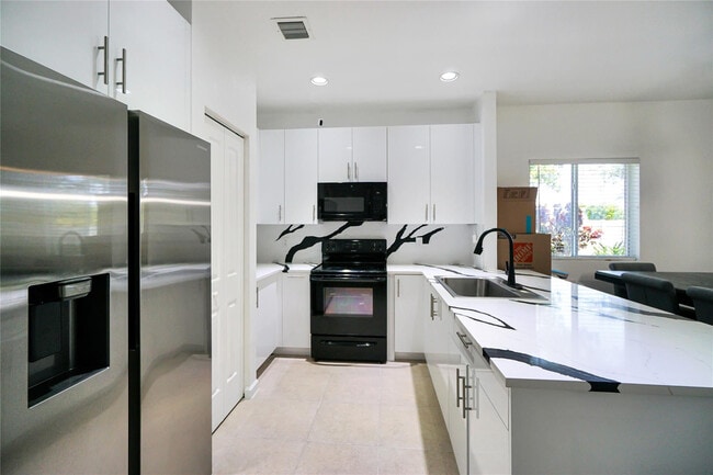 Photo - 378 NE 47th Pl