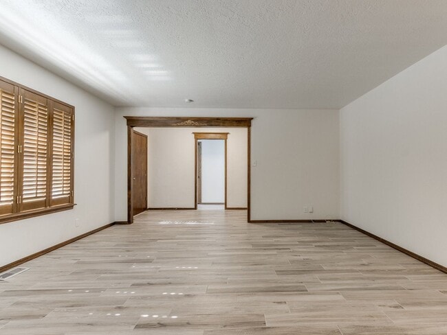 Photo - 718 Terrace Pl