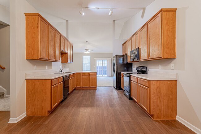 Photo - Home In Popular Greer, Zoned Riverside Sch...