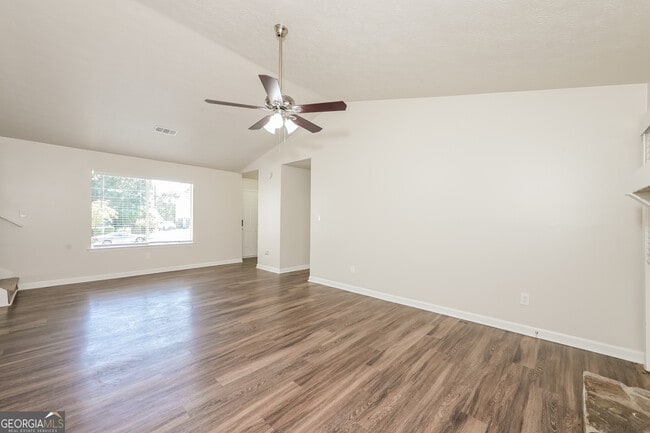 Photo - 3417 Little Beth Ct