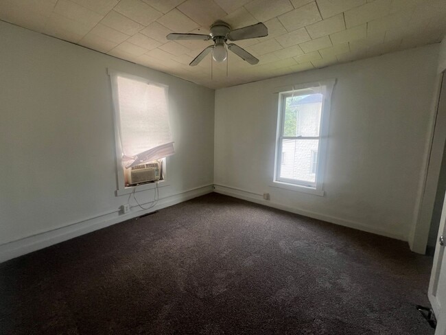 Photo - 535 Locust Ave Unit 1