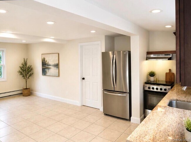 3 Carlisle Pl Unit 2