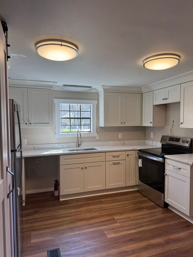 Photo - Fully Renovated Secluded 3 Bedroom Rancher!