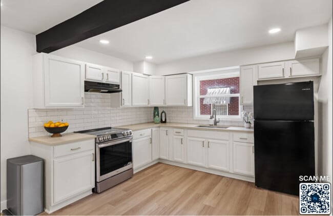 Photo - 183 Chicamauga Pl SW