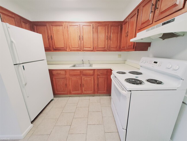 1 br, 1 bath Condo - 12 Houston Ter Unit J - 1 br, 1 bath Condo - 12 Houston Ter Unit J Unidad J