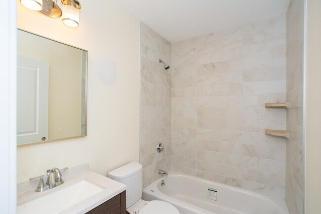 Photo - 79 Brighton Ave Unidad 2