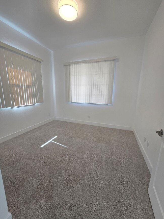 Photo - 3748 Tate St