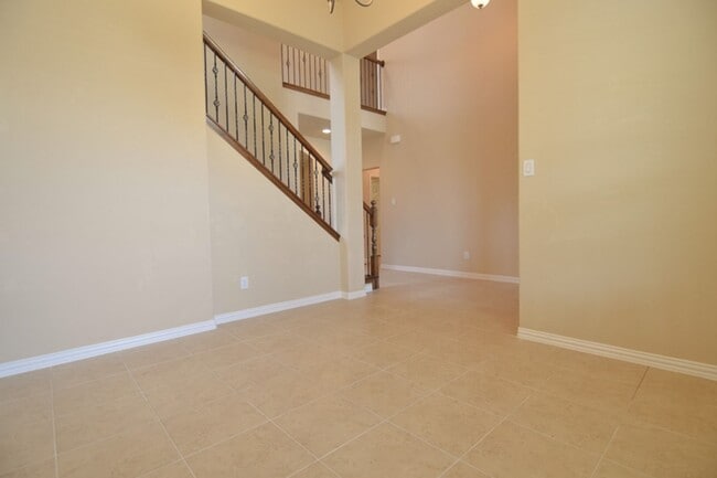 Photo - 4011 Gloucester Dr