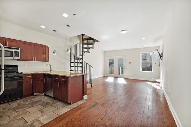 Building Photo - 1906 N 18th St Unit A